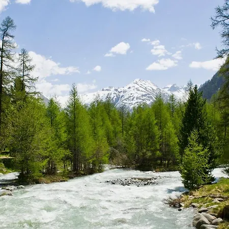 Chesa Cantieni Saint-Moritz