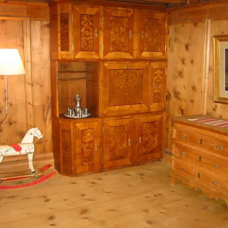 Chesa Cantieni Appartement Saint-Moritz